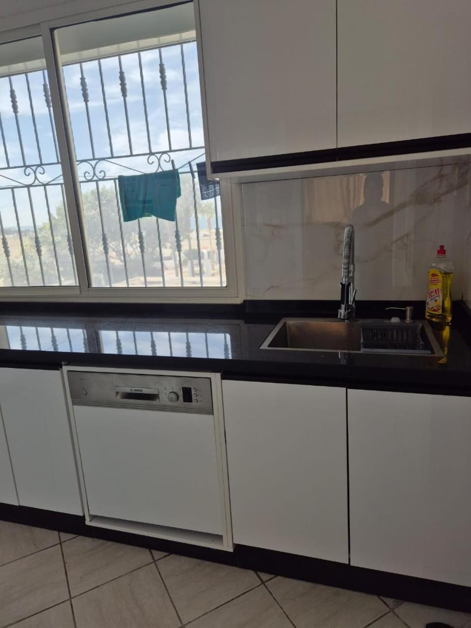 Stylish Duplex - Ocean View - Airport - Wifi - Renovated 2025 - 24H Reception Apartment Jibila Exterior foto